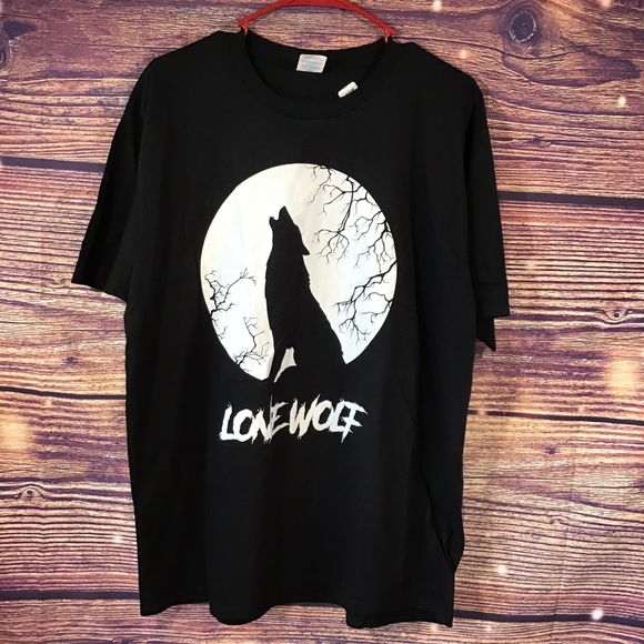 Port and Company Other - Port & Company men's Lone Wolf tee shirt